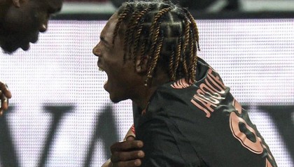 极速赛车-可惜！利物浦1亿欧签2大新星中卫均赛季报销，因3000万镑错过格伊